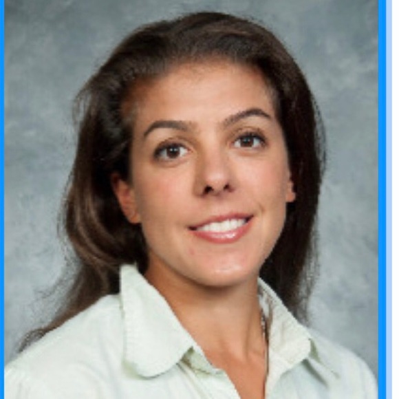 Meet your Posher, Jennifer - Picture 1 of 1